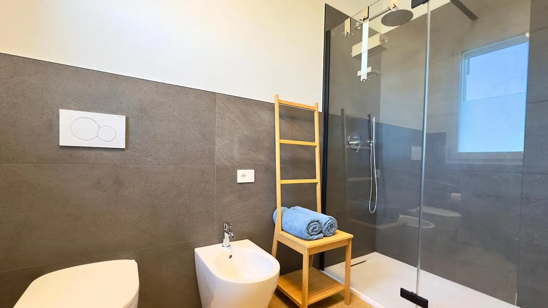 20 Min Venezia Modern Apartament With Terrace Italy