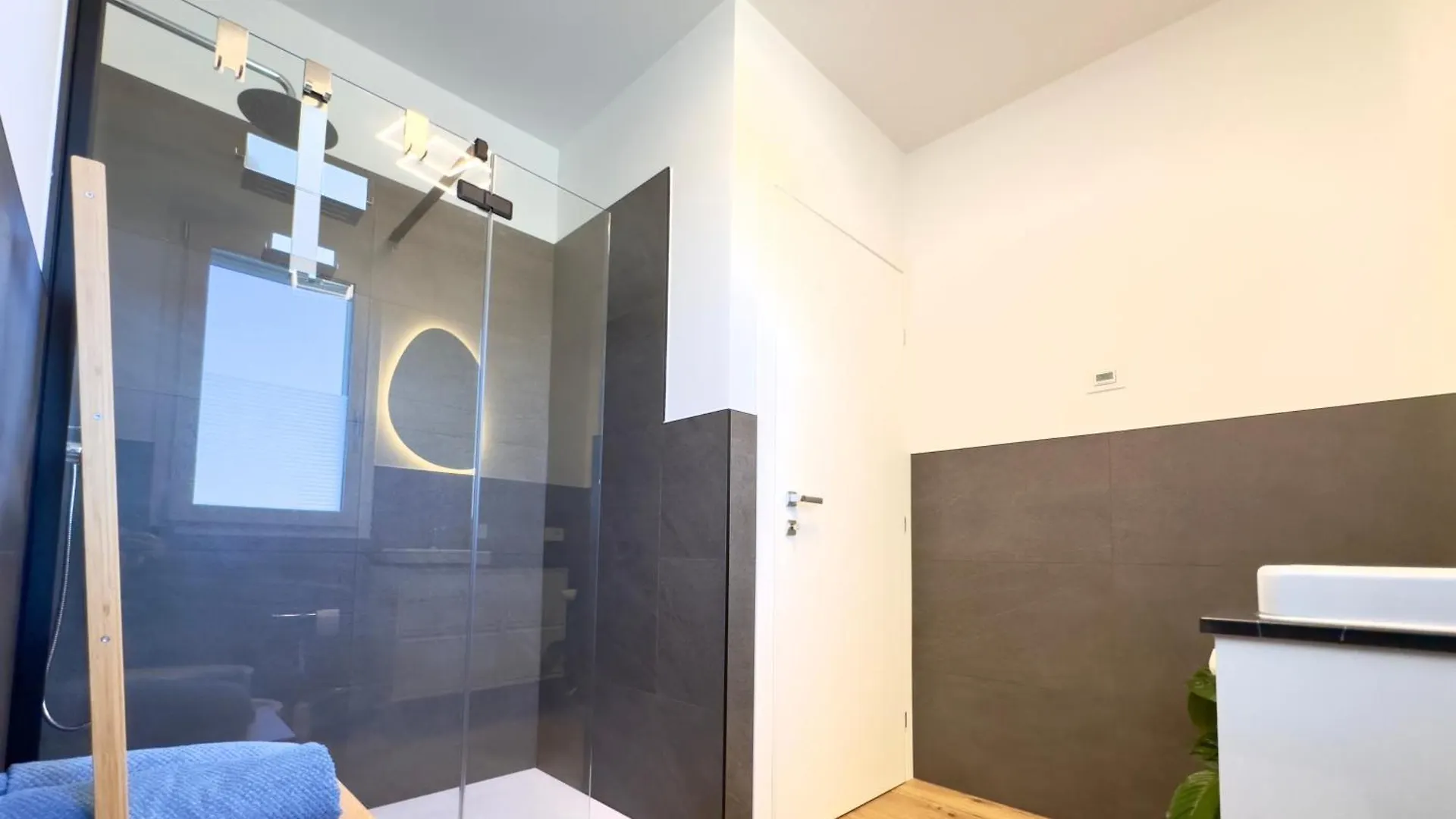 Apartment 20 Min Venezia Modern Apartament With Terrace