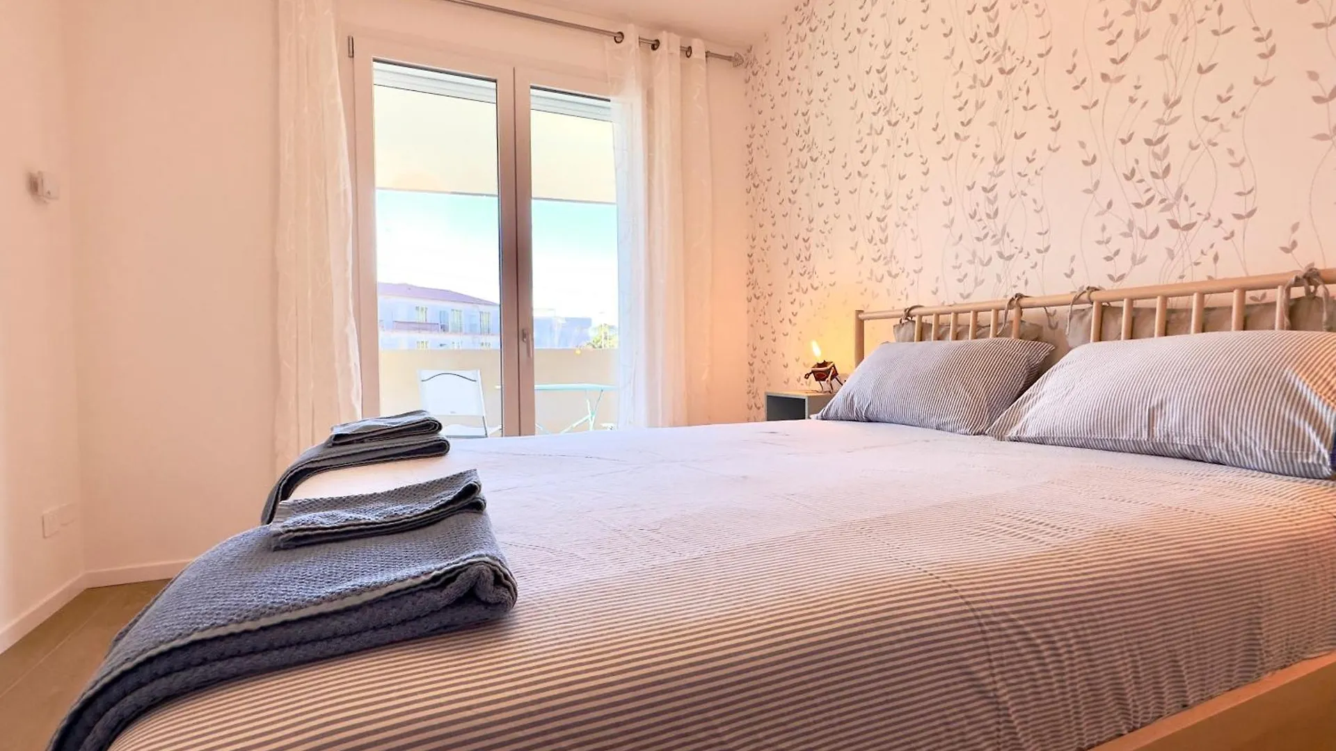 20 Min Venezia Modern Apartament With Terrace Venice